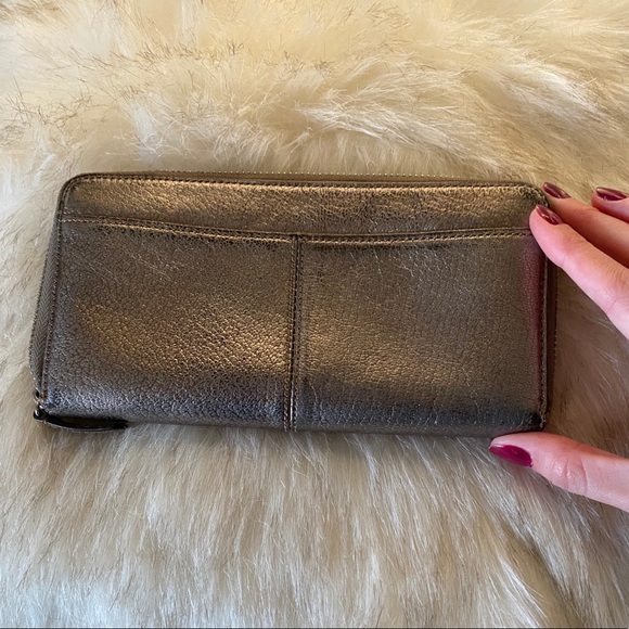 Coach Wallet - Picture 4 of 4